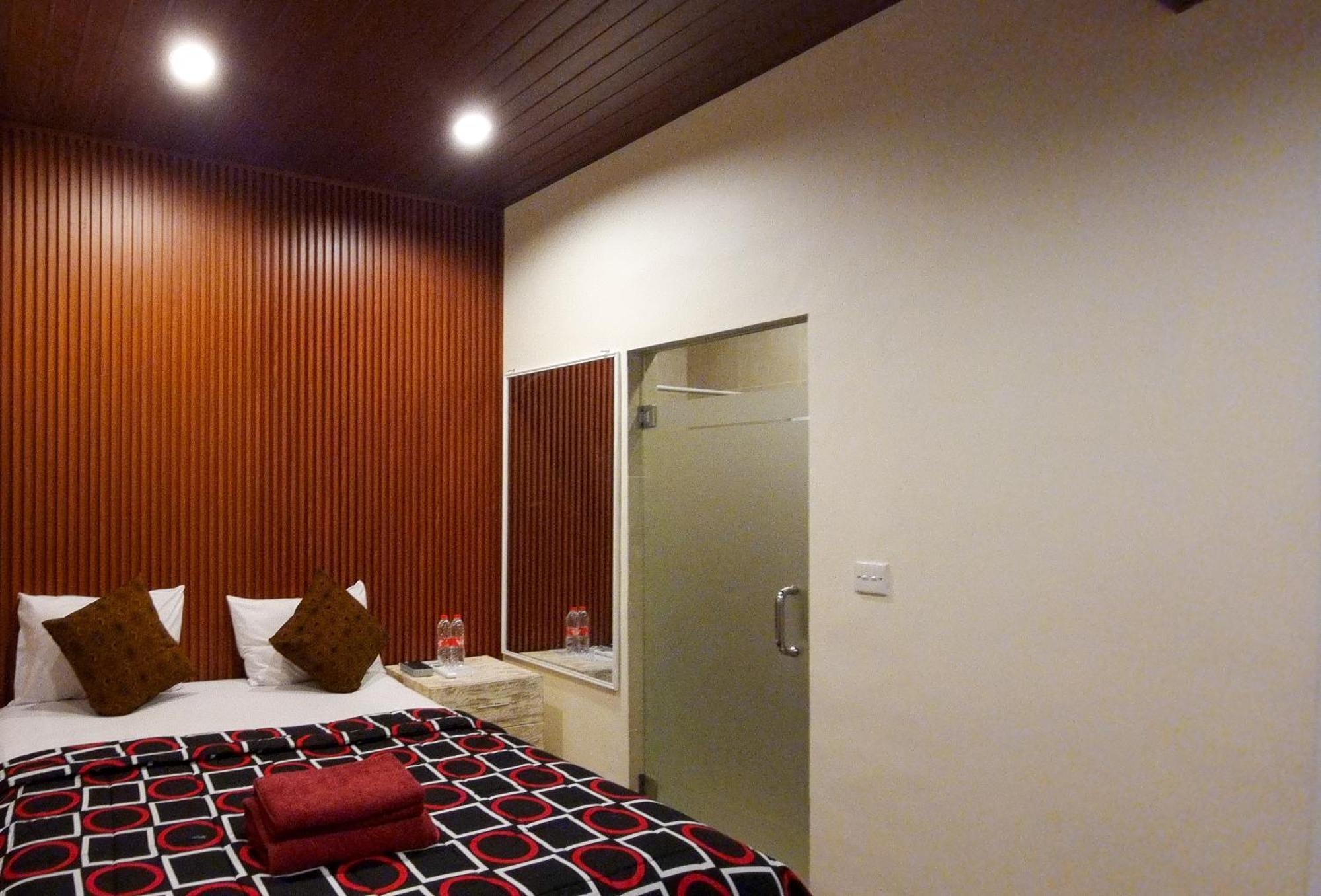 Gustav Bali Homestay And Massage Sanur Buitenkant foto